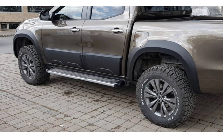 Молдинги дверей Mercedes X-class W470