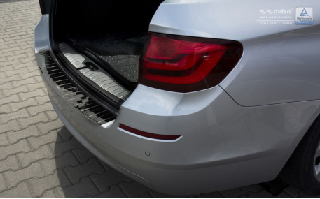 Накладка на задний бампер BMW 5 (F11)