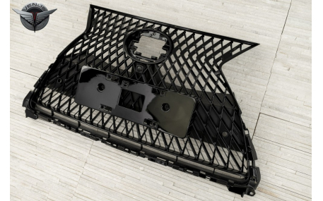 Решетка радиатора Lexus UX