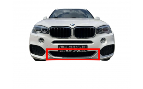 Решетка бампера BMW X5 (F15)