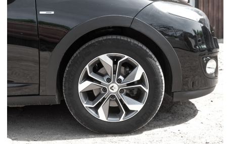 Арки Renault Megane