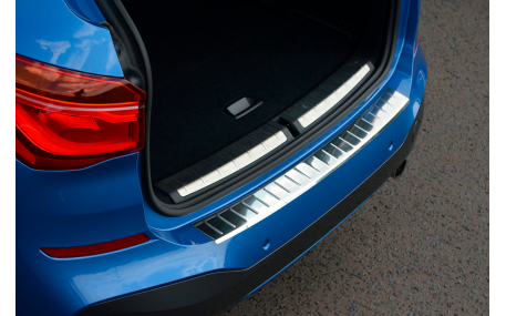 Накладка на задний бампер BMW X1 F48