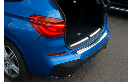 Накладка на задний бампер BMW X1 F48