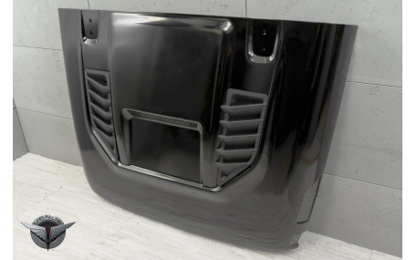 Капот Jeep Wrangler