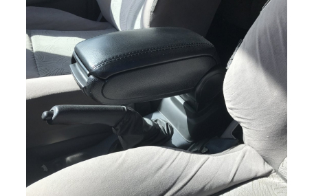Подлокотник Ford Connect