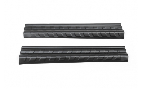 Накладка на пороги