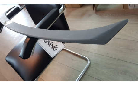 Спойлер Toyota Camry V70