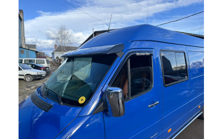 Козырек Mercedes Sprinter