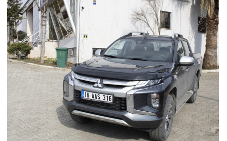 Дефлектор капота Mitsubishi L200 