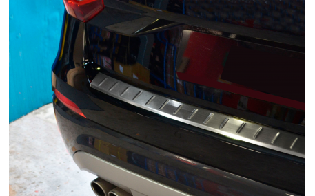 Накладка на задний бампер Audi Q2