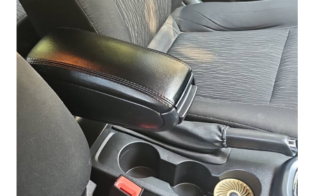 Подлокотник Opel Astra J
