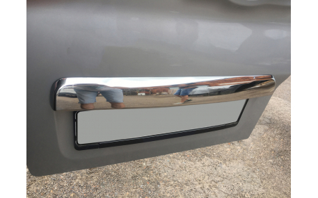 Хром накладки Opel Vivaro