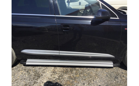 Подножки Audi Q7