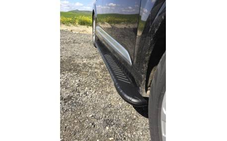 Подножки Audi Q7