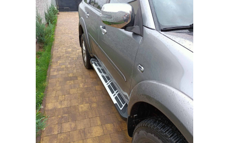 Подножки Mitsubishi Pajero Sport