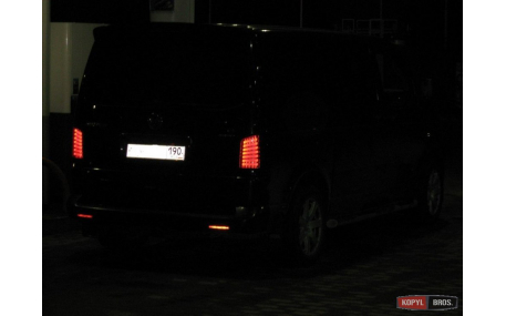 Фонари задние Volkswagen T5 (1 дв)