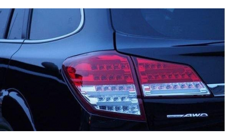 Фонари задние Subaru Outback