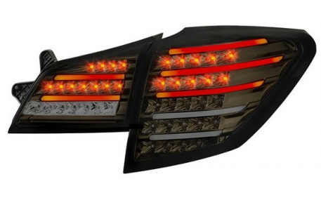 Фонари задние Subaru Outback