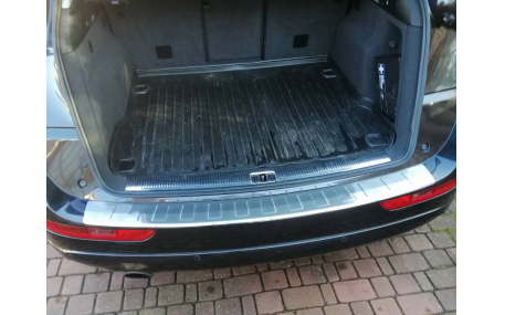 Накладка на задний бампер Audi Q5