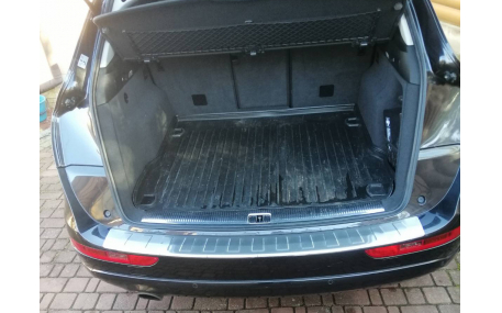 Накладка на задний бампер Audi Q5