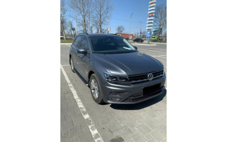 Подножки Volkswagen Tiguan