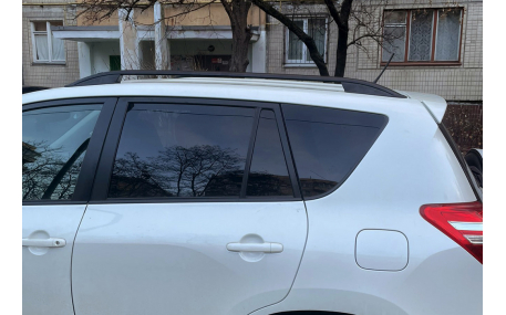 Рейлинги Toyota Rav4