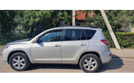 Рейлинги Toyota Rav4