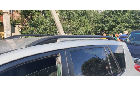 Рейлинги Toyota Rav4