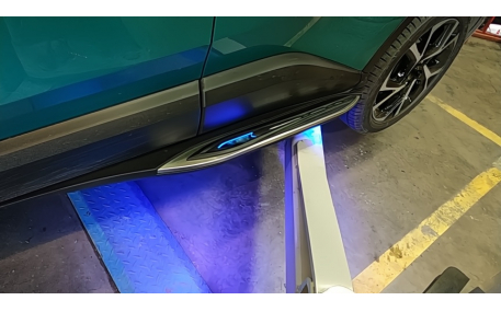 Подножки Toyota C-HR
