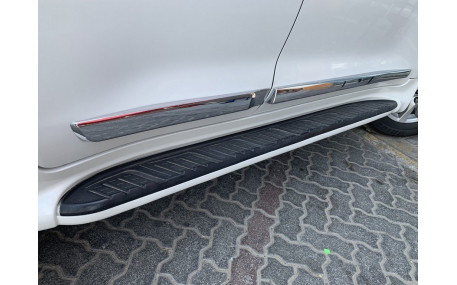 Подножки Toyota Land Cruiser 200