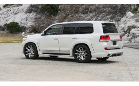 Накладки на бампера Toyota Land Cruiser 200