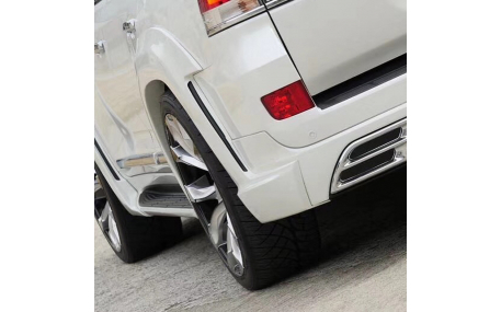 Накладки на бампера Toyota Land Cruiser 200