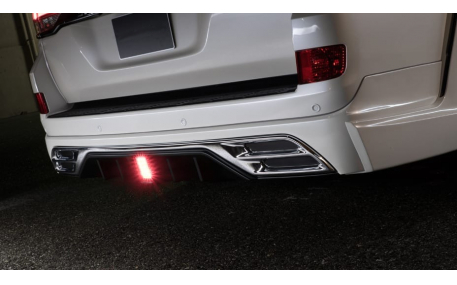 Накладки на бампера Toyota Land Cruiser 200