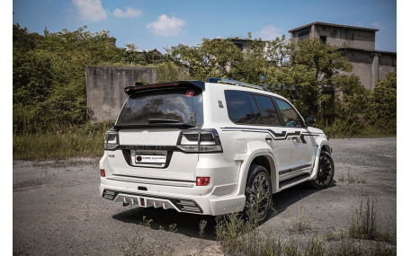 Накладки на бампера Toyota Land Cruiser 200