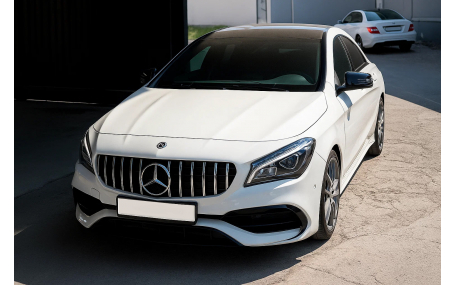 Решетка радиатора Mercedes CLA-class W117 2013-2016
