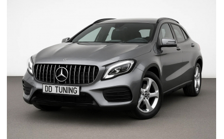 Решетка радиатора Mercedes GLA-class X156 2014-2017