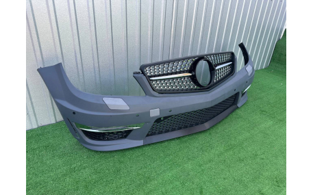 Решетка радиатора Mercedes C-class W204