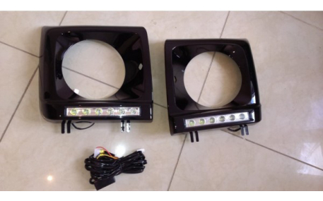 Дневные ходовые огни Mercedes G-class W463