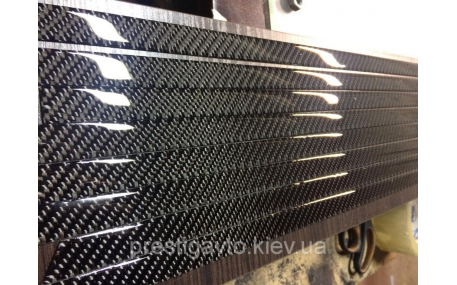 Вставки в молдинги дверей Mercedes G-class W463