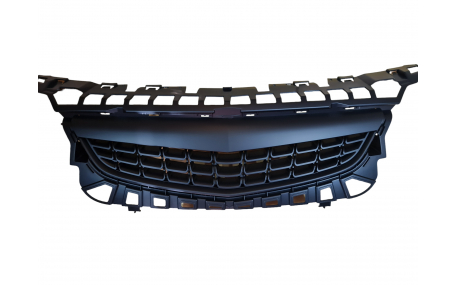 Решетка радиатора Opel Astra J 2009-2012
