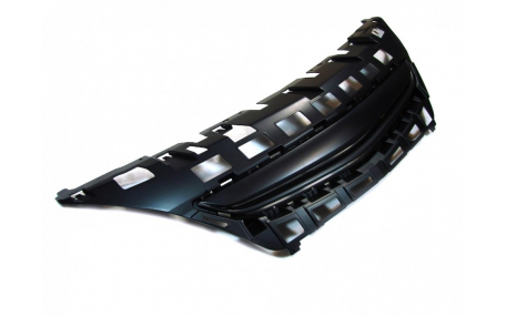 Решетка радиатора Opel Astra J 2012-2015