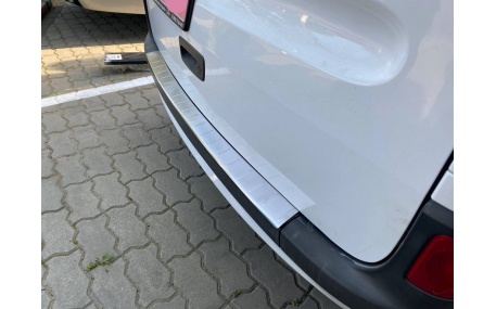 Накладка на задний бампер Renault Kangoo