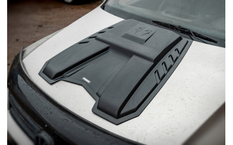 Накладка передняя Volkswagen Amarok