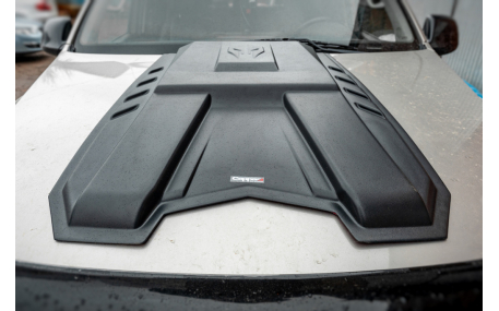 Накладка передняя Volkswagen Amarok