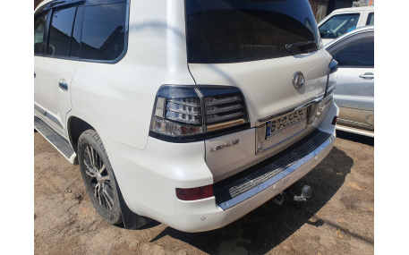 Фонари задние Lexus LX570 2012-2015
