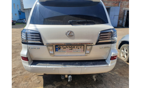 Фонари задние Lexus LX570 2012-2015
