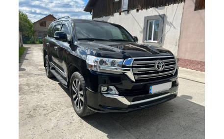 Накладки на бампера Toyota Land Cruiser 200