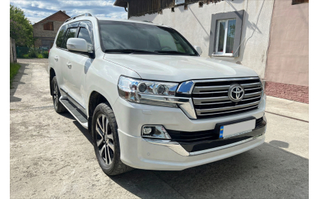 Накладки на бампера Toyota Land Cruiser 200
