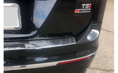 Накладка на задний бампер Volkswagen Tiguan