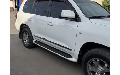 Молдинги дверей Toyota Land Cruiser 200